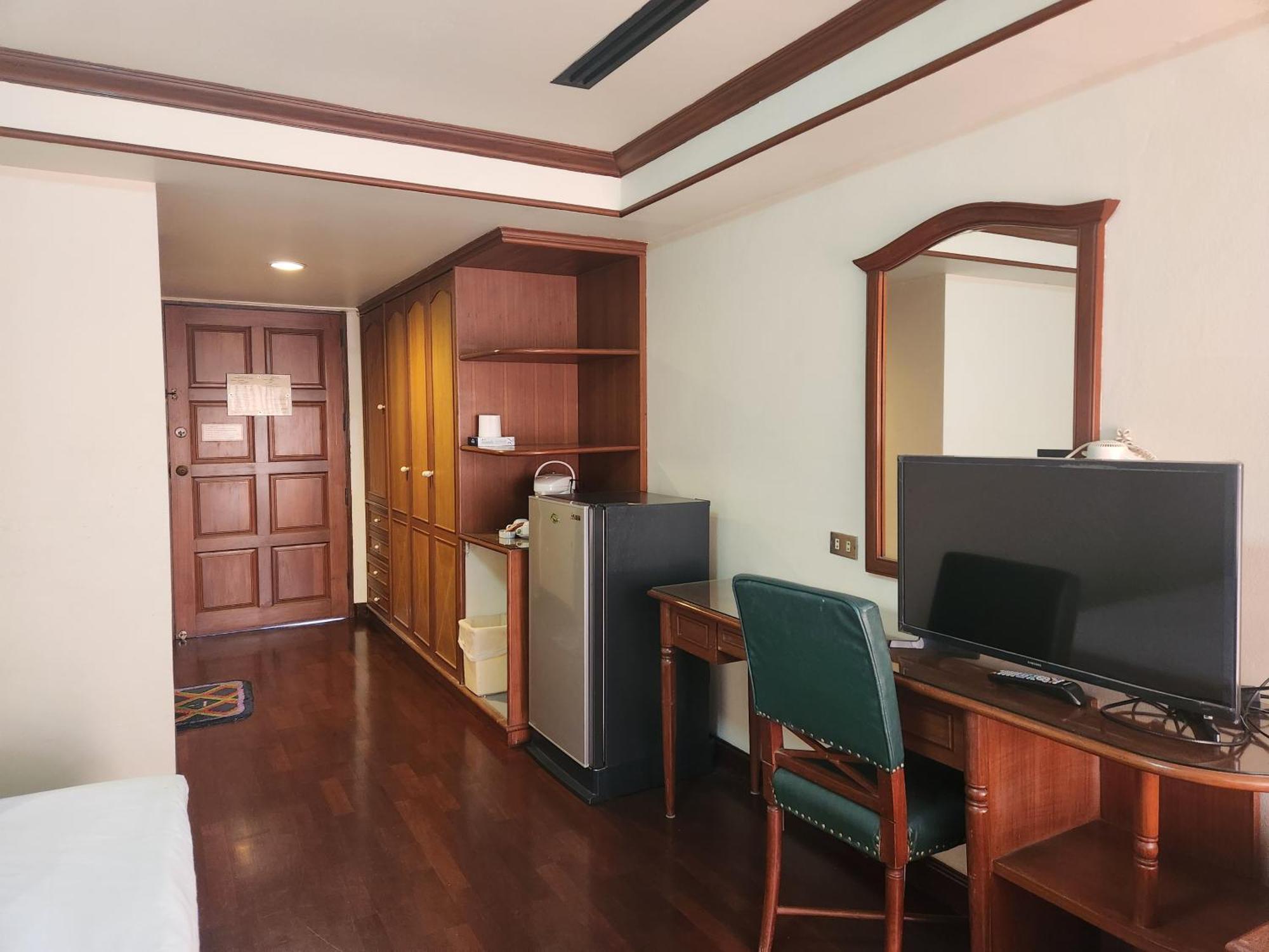 Interchange Tower Serviced Apartment - Sha Extra Plus Bangkok Zewnętrze zdjęcie